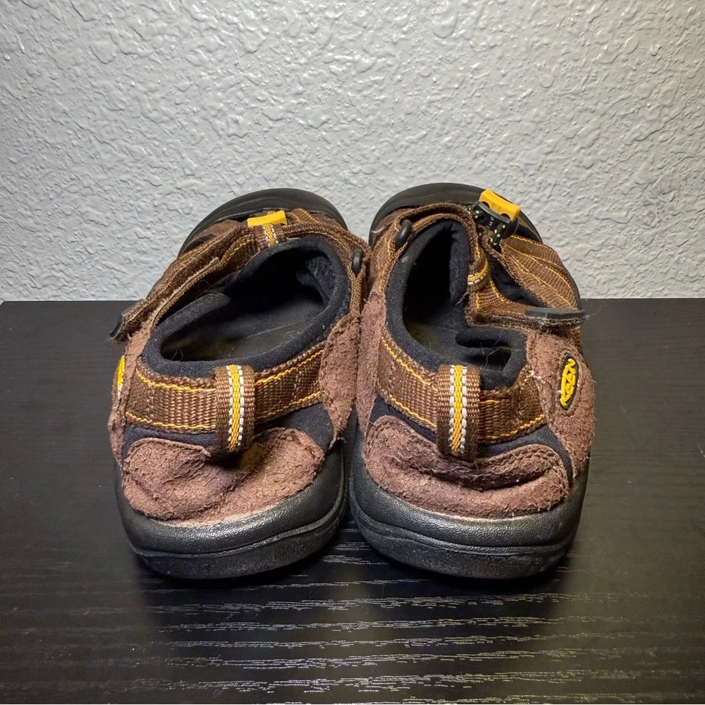 Keen Newport H2 Boys Size 3 Youth Brown Orange Outdoor Waterproof Hiking Sandals